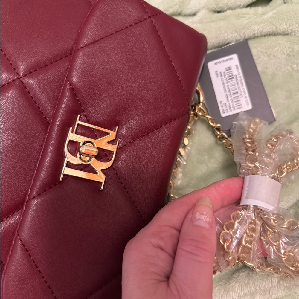 NWT
 Badgley Mischka Burgundy Crossbody Bag - Picture 4 of 8